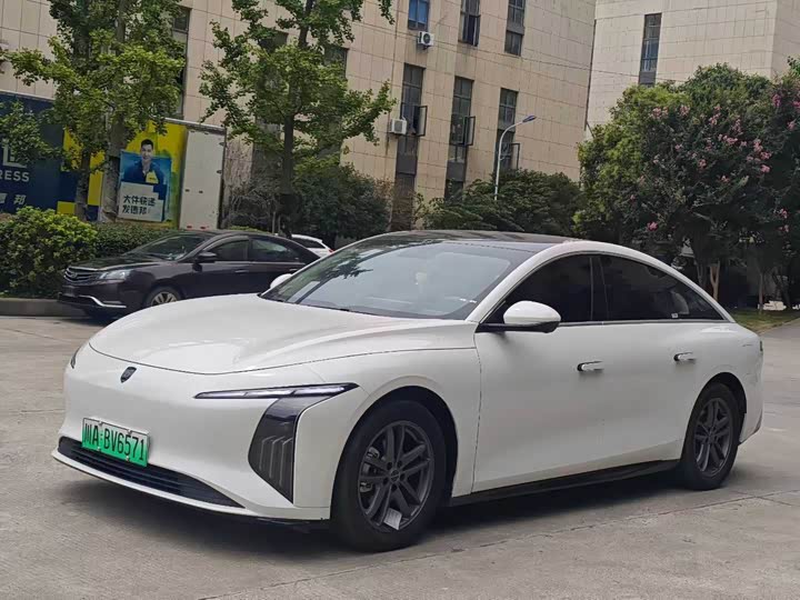 Dongfeng Forthing Xinghai S7, 2024 — купить в Смоленске под ключ