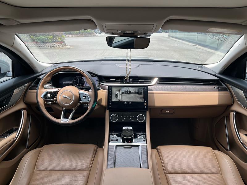 Jaguar XF L, 2024 — фото 7 из 12