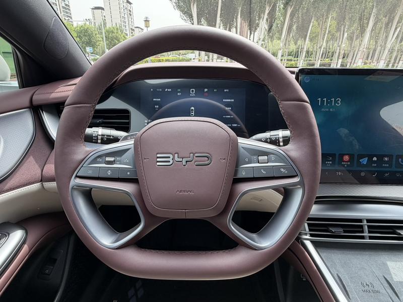 BYD Seal 07 DM-i Hybrid, 2025 — фото 5 из 9