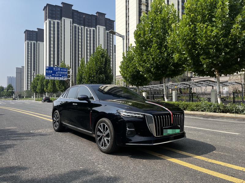 Hongqi H5 Hybrid, 2025 — фото 3 из 10