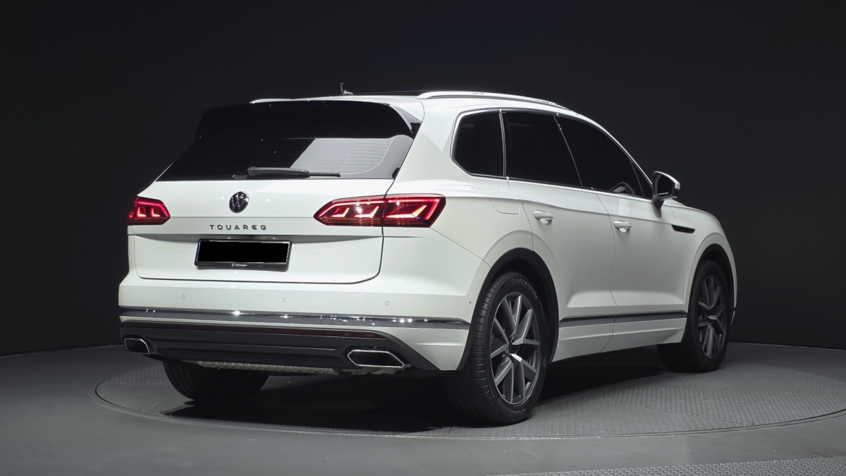 Volkswagen Touareg, 2023 — фото 2 из 12