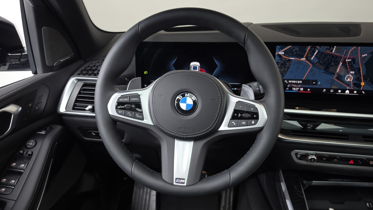 BMW X5, 2025 — фото 12 из 12