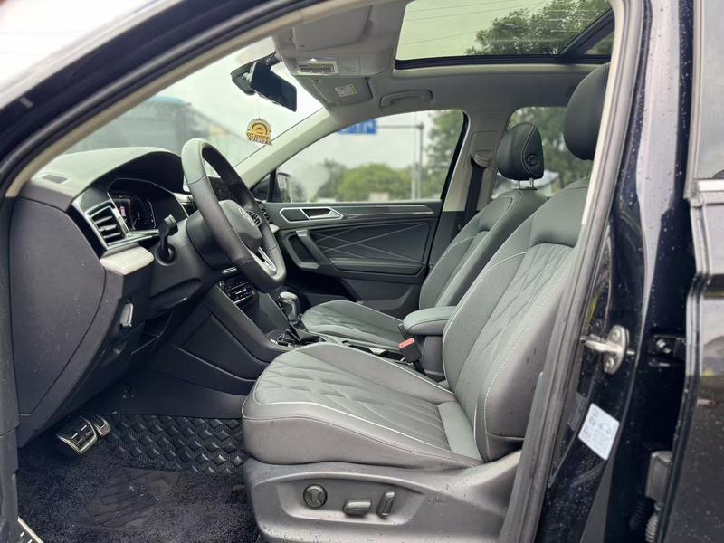 Volkswagen Tiguan L Pro, 2022 — фото 8 из 10