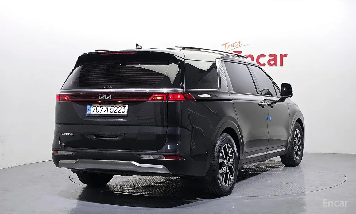 Kia Carnival, 2022 — фото 2 из 12