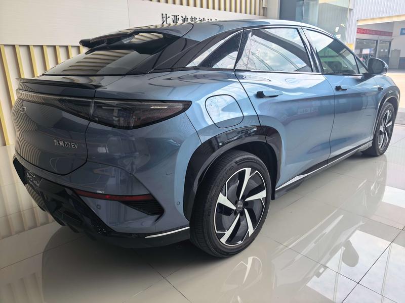 BYD Sea Lion 07 EV, 2024 — фото 6 из 11