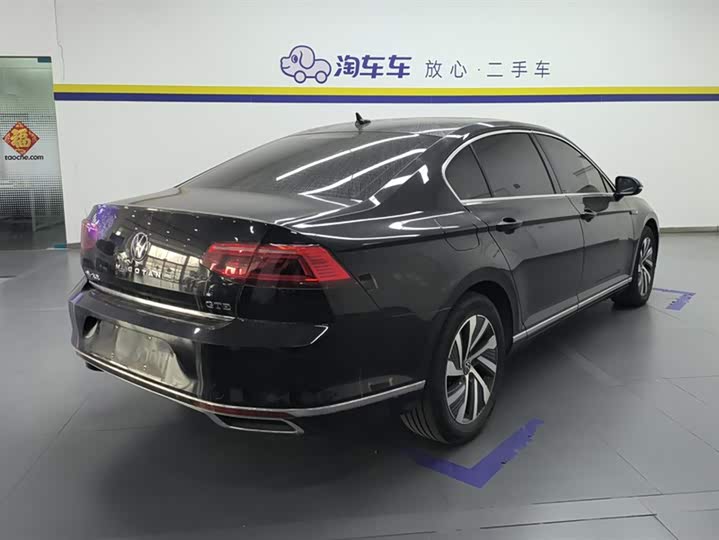 Volkswagen Magotan GTE Hybrid, 2022 — фото 3 из 9