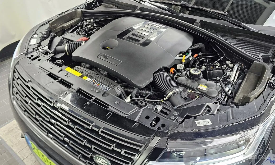 Land Rover Range Rover Velar, 2024 — фото 6 из 12