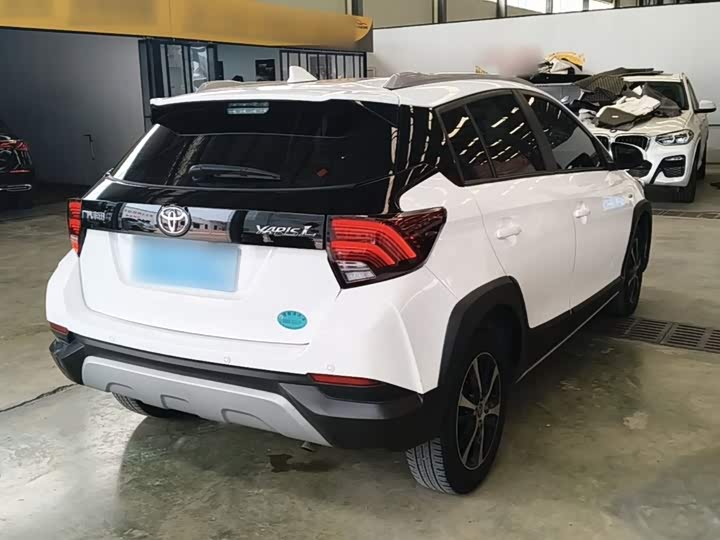 Toyota Yaris L Hatchback, 2022 — фото 7 из 9