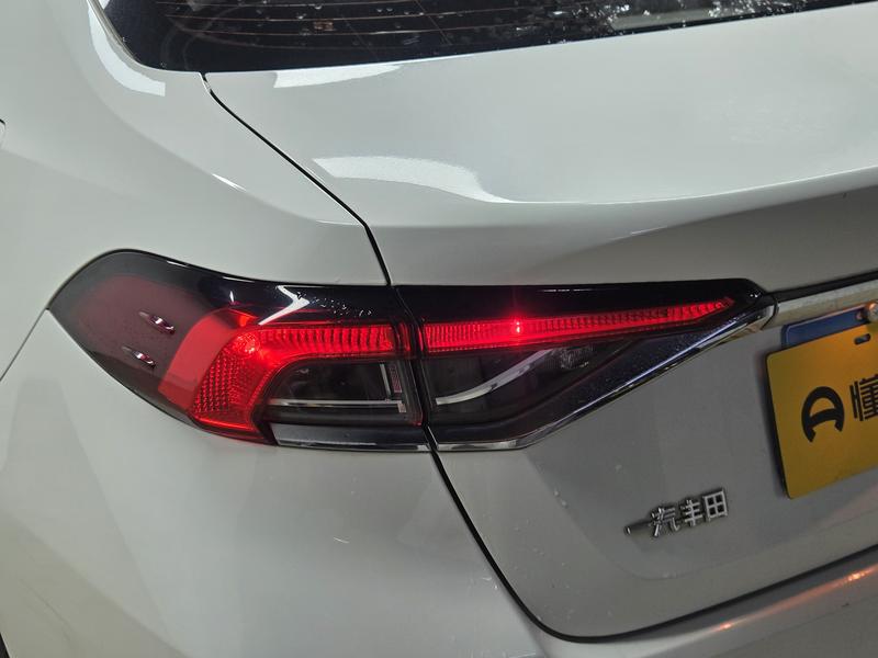 Toyota Corolla, 2021 — фото 10 из 12