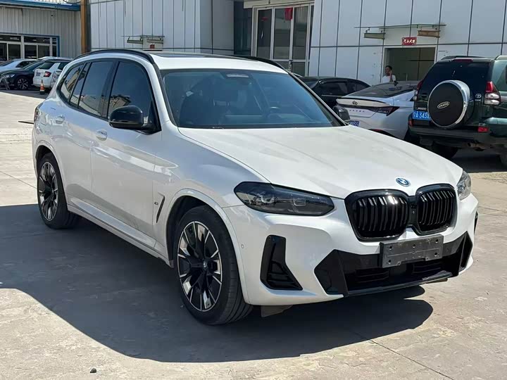 BMW iX3, 2022 — фото 3 из 9