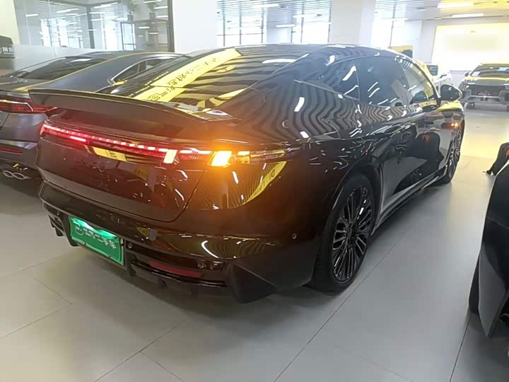 Lynk & Co 30 EM-P Hybrid, 2025 — фото 7 из 9