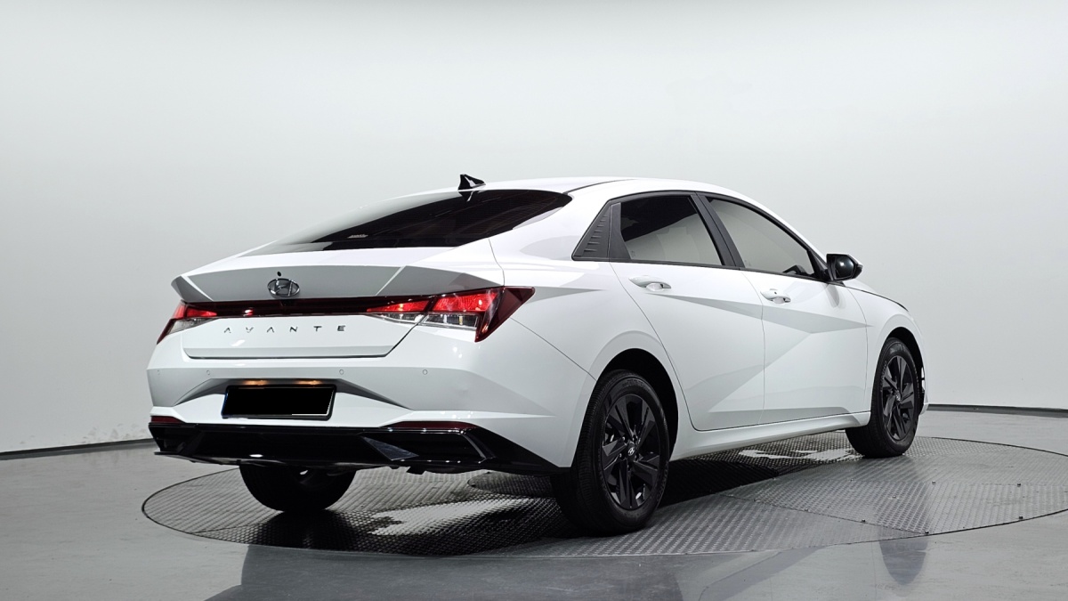 Hyundai Avante, 2022 — фото 2 из 12
