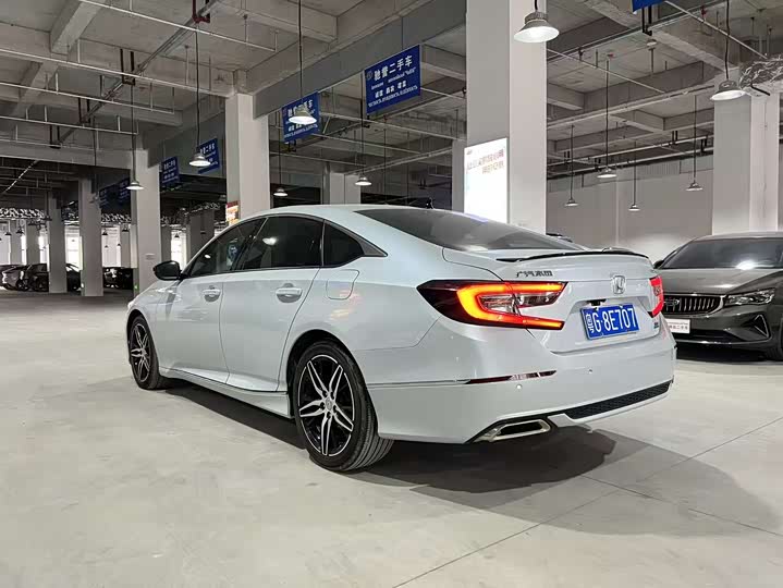Honda Accord, 2022 — фото 3 из 9