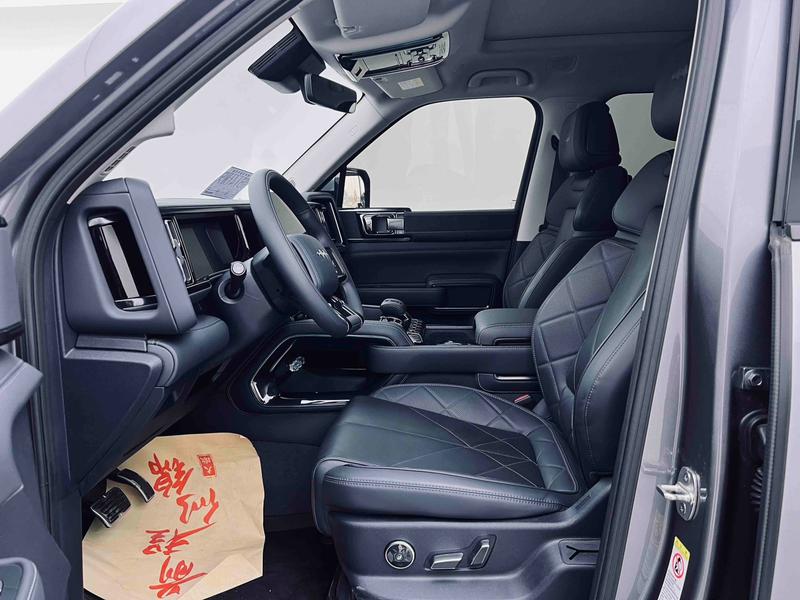 BYD FangChengBao Leopard 5, 2025 — фото 8 из 10