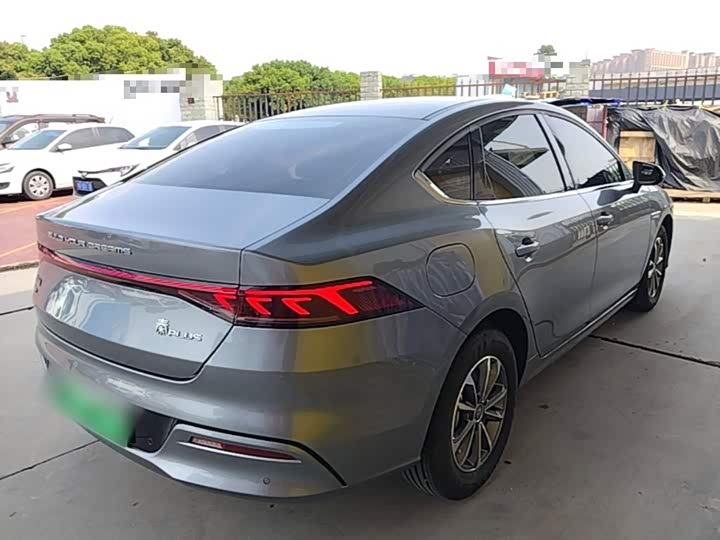 BYD Qin Plus, 2024 — фото 7 из 9