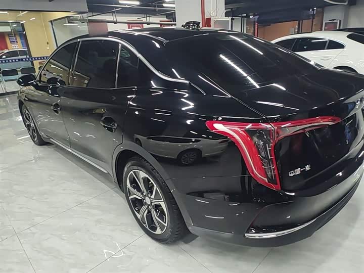 Hongqi E-QM5, 2023 — фото 5 из 9