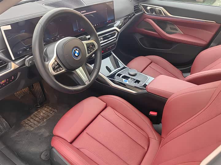 BMW i4, 2025 — фото 8 из 9