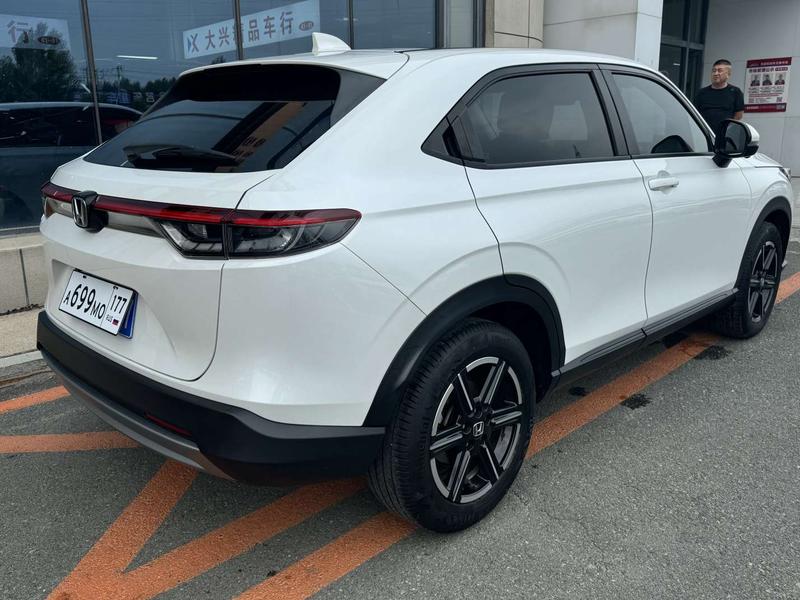 Honda Vezel, 2023 — фото 6 из 10