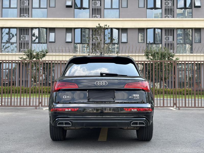 Audi Q5L, 2023 — фото 5 из 12