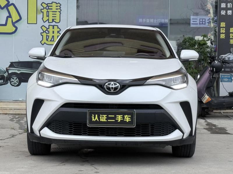 Toyota C-HR, 2022 — фото 2 из 12