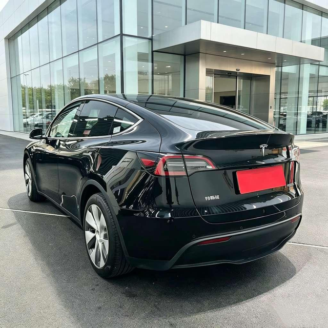 Tesla Model Y, 2022 — фото 4 из 10