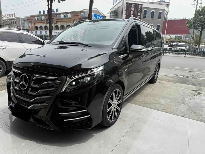 Mercedes-Benz V-Class, 2022 — купить в Москве под ключ