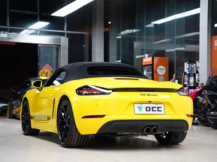 Porsche 718, 2023 — фото 2 из 9