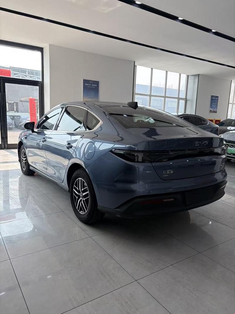 BYD Seal 05 DM-i Hybrid, 2024 — фото 4 из 10