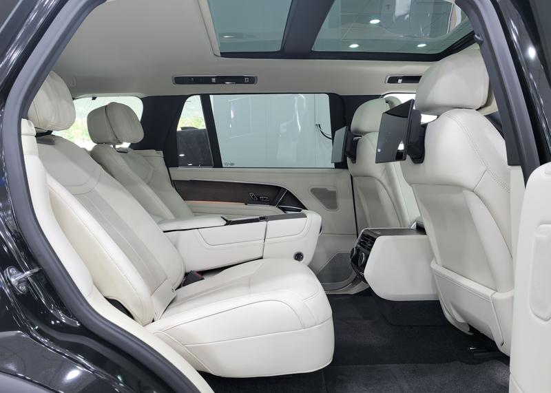 Land Rover Range Rover, 2024 — фото 6 из 9