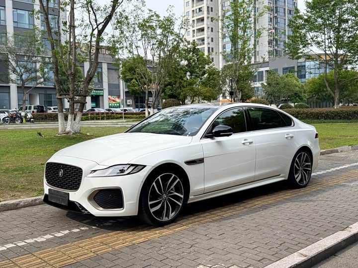 Jaguar XF L, 2024 — купить в Владимире под ключ