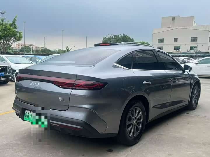 BYD Qin L, 2024 — фото 7 из 9