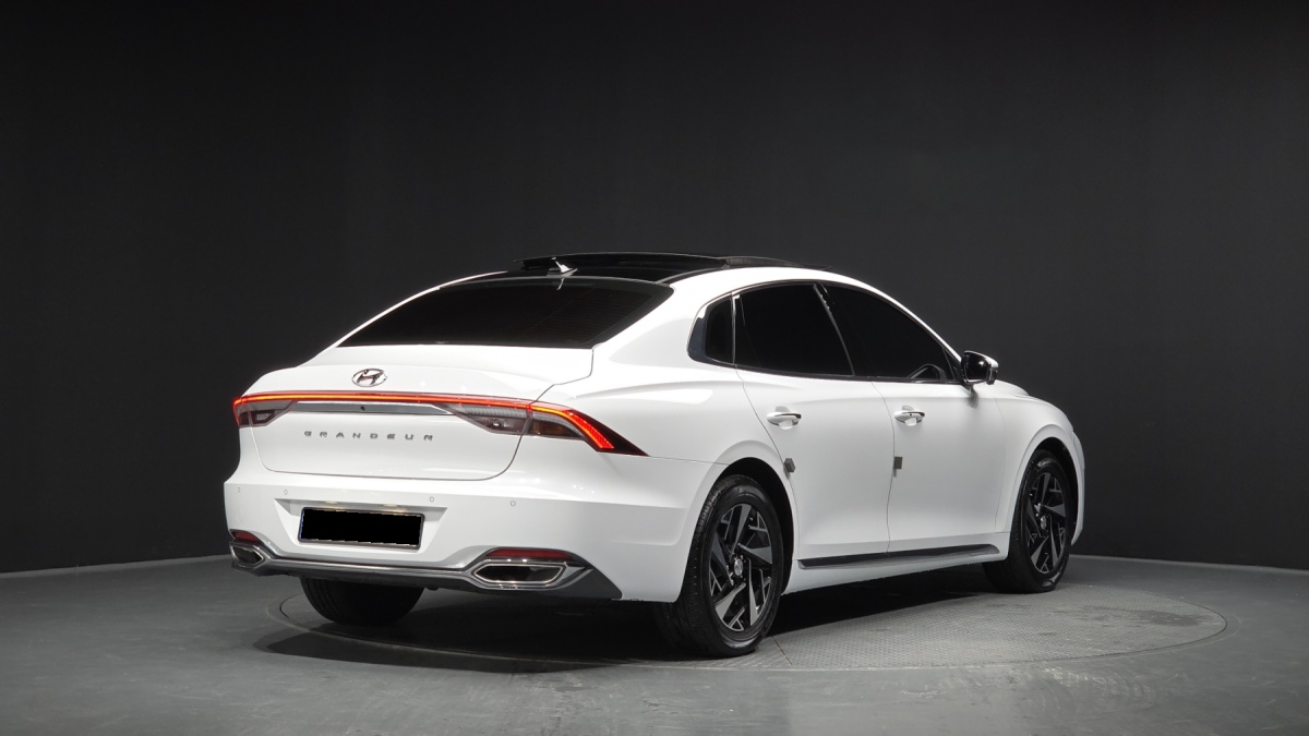 Hyundai Grandeur, 2022 — фото 2 из 12