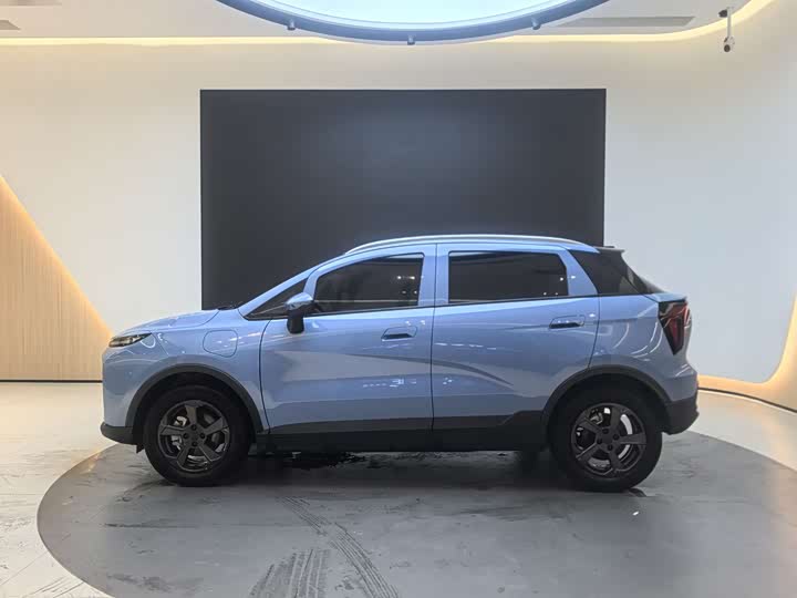 Geely Geometry E Firefly, 2023 — фото 2 из 9