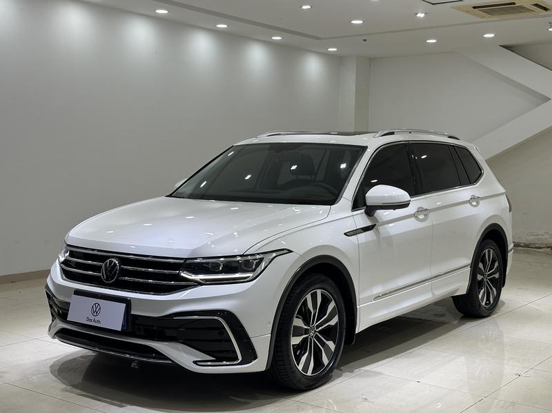 Volkswagen Tiguan L Pro, 2022 — купить в Санкт-Петербурге под ключ