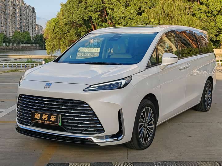 Buick GL8 Hybrid, 2025 — купить в Уфе под ключ