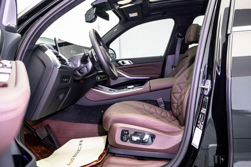 BMW X5, 2025 — фото 11 из 12