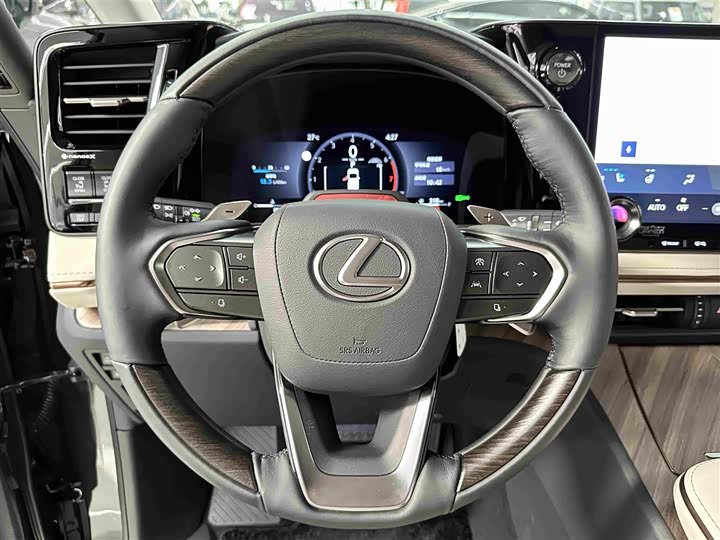 Lexus LM, 2025 — фото 8 из 9