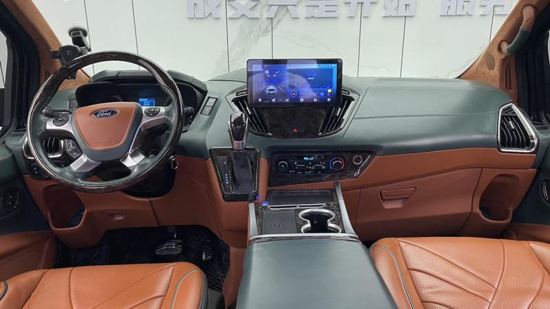 Ford Tourneo, 2022 — фото 9 из 12