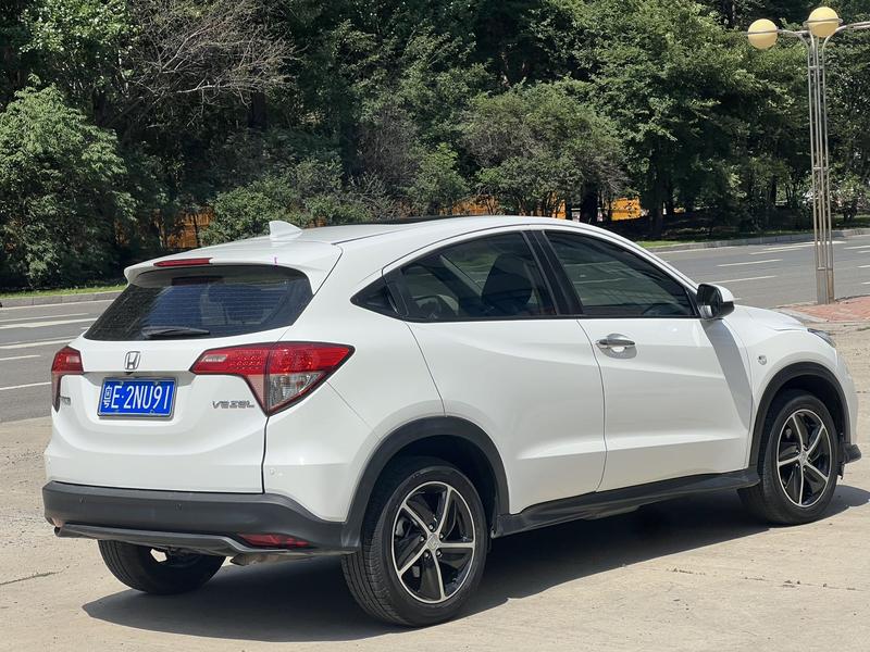 Honda Vezel, 2022 — фото 6 из 12