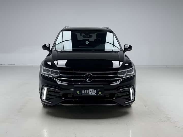Volkswagen Tiguan L Hybrid, 2022 — фото 2 из 9