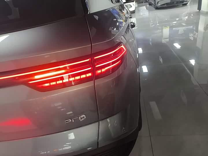 BYD Song Pro Hybrid, 2023 — фото 8 из 9
