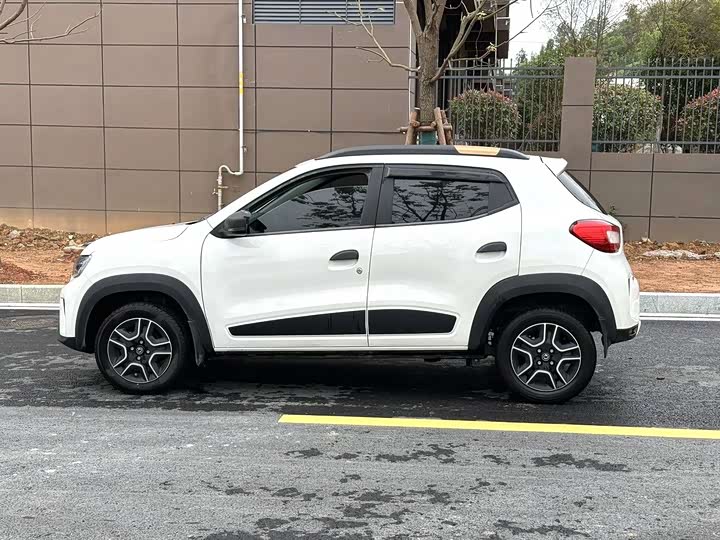 Dongfeng Yipai Nano EX1, 2022 — фото 6 из 7