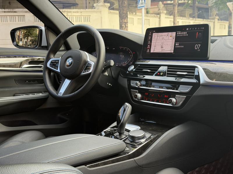 BMW 6 Series GT, 2022 — фото 8 из 12