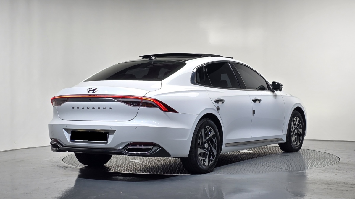 Hyundai Grandeur, 2022 — фото 2 из 12