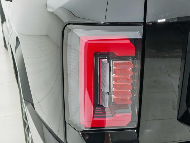 BYD FangChengBao Leopard 8, 2024 — фото 10 из 12