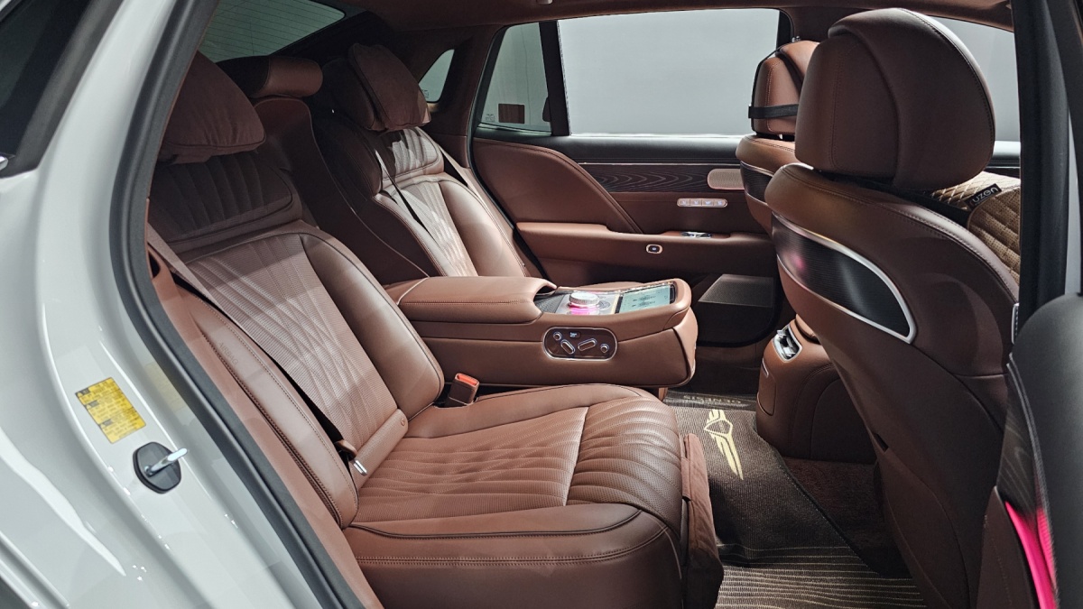 Genesis G90, 2023 — фото 11 из 12