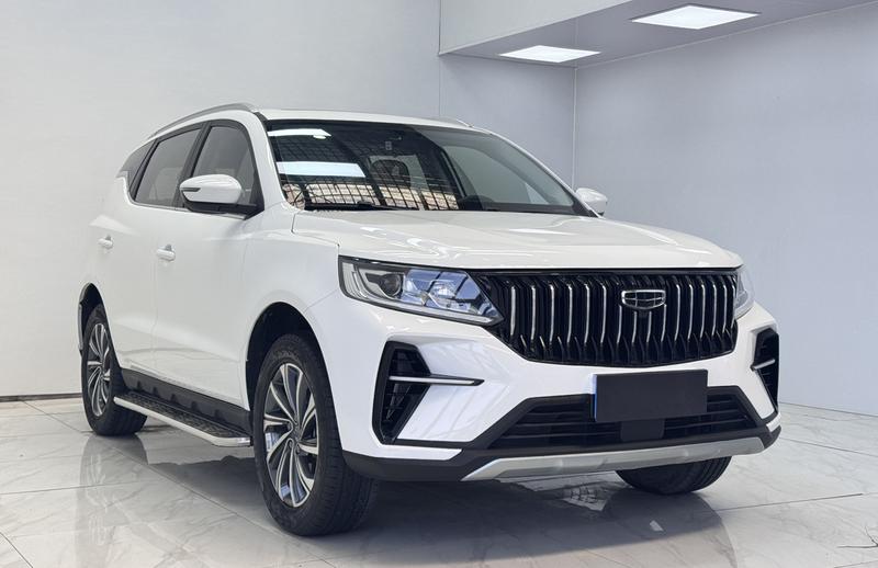 Geely Vision X6, 2022 — фото 3 из 12