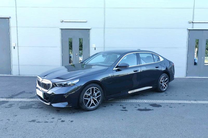 BMW i5, 2025 — купить в Белгороде под ключ
