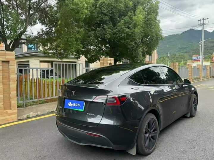 Tesla Model Y, 2024 — фото 3 из 9