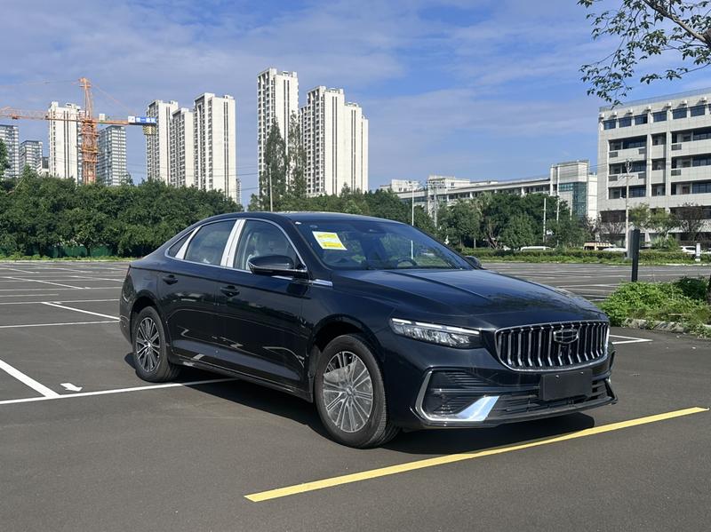 Geely Preface, 2026 — фото 3 из 12
